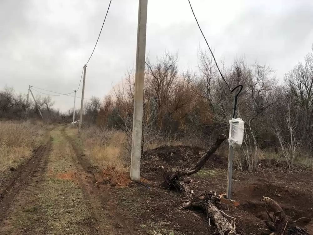 у соседа свет подключен