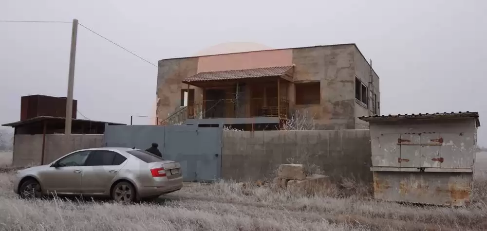 дом