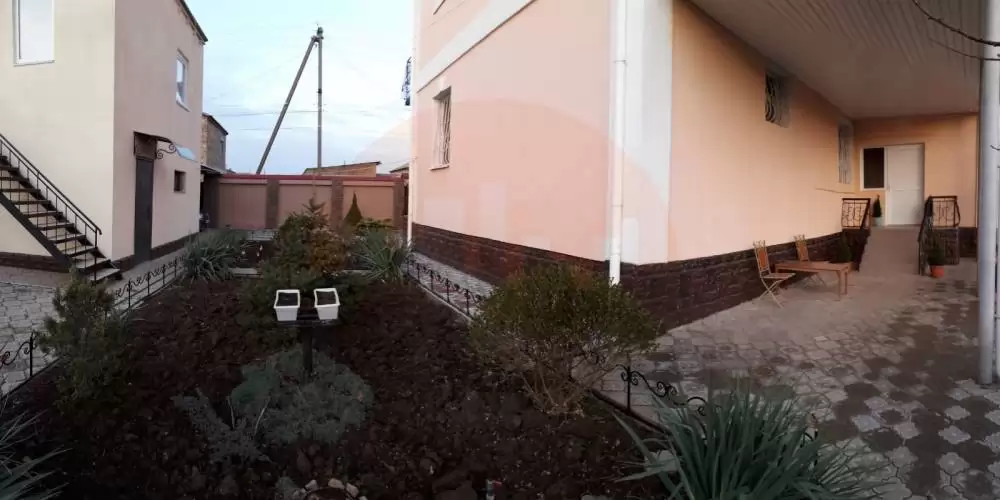двор 2