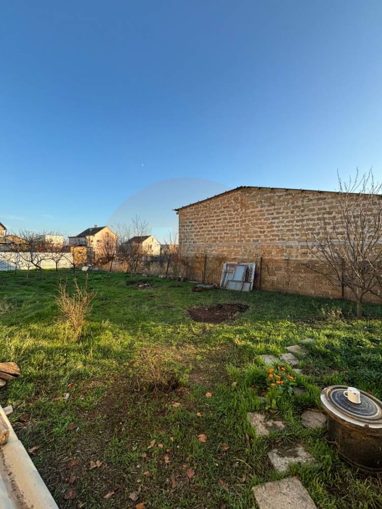 whatsapp image 2025-12-01 at 11.09.30