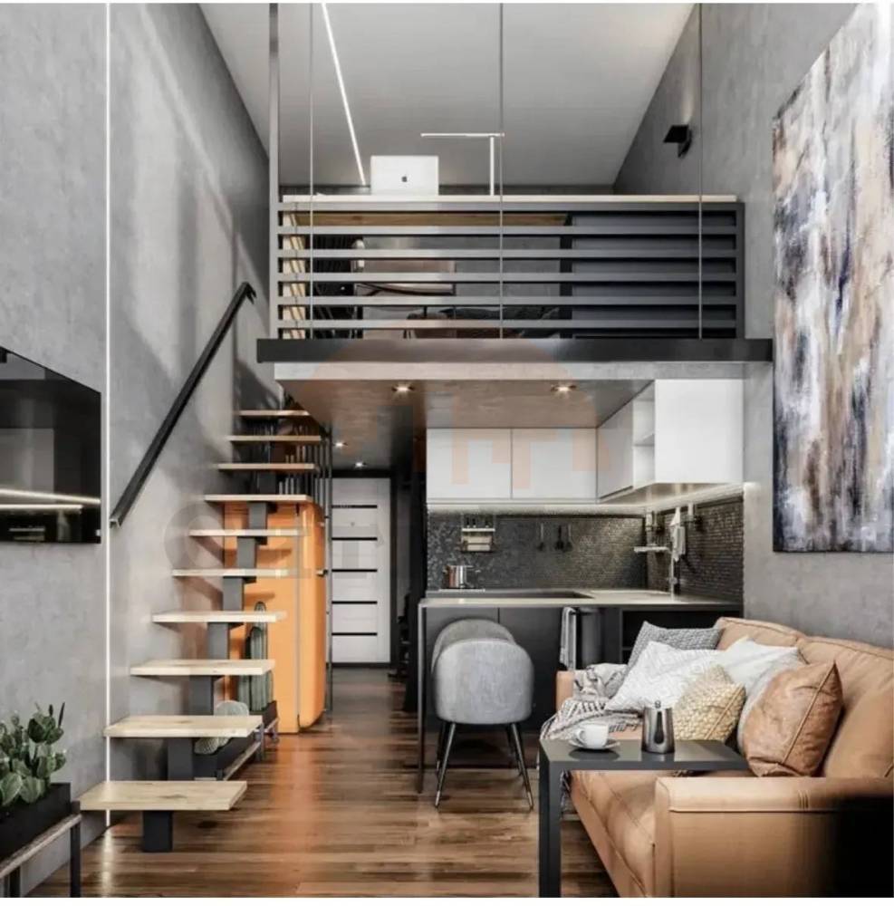 в самом конце после фоток здания