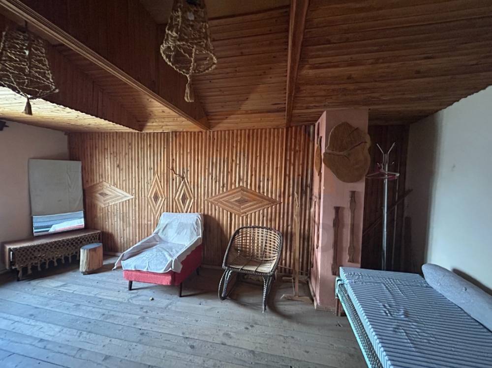 комната (2 этаж)