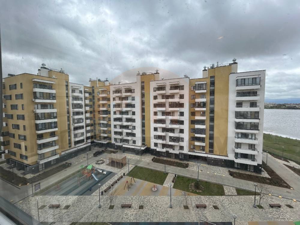 фасад (вид из окна)